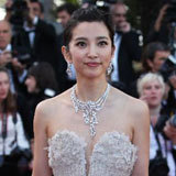 Who steals the show at Cannes Film Festival? 