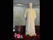 Li Dazhao Memorial Hall and Former Residence, located in Laoting County Hebei Province, covers 100 mu with 4,680 square meters of building area. It have becomes base of patriotic education and a memorial to martyrs. Li Dazhao(1889-1927), one of the main founders of the Communist Party of China (CPC), was a Chinese intellectual and one of the leaders of the anti-imperialism 'May Fourth Movement' in 1919. He was captured by a warlord in 1927 and then executed. [China.org.cn] 
