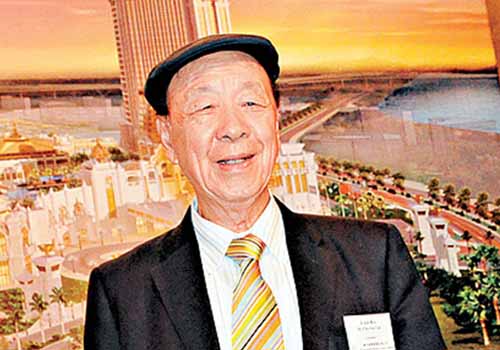 Lui Che Woo,one of the 'Top 40 richest people in Hong Kong of 2011' by China.org.cn