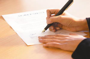 Prenuptial agreements: To sign or not to sign?