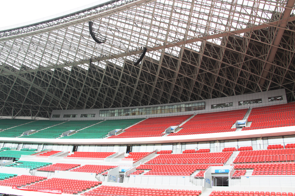 This photo shows the Guiyang Olympic Sports Center Stadium in Guiyang, southwest China's Guizhou Province. [Photo: CRIENGLISH.com/Yu JingJing] 