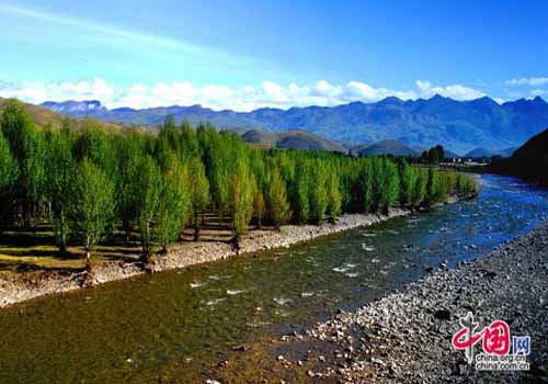 Daocheng, one of the 'Top 8 June destinations in China' by China.org.cn.