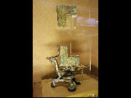 The Nanyue King's Tomb Museum is well known for its elegant Han Dynasty (206 B.C.-24 A.D.) architecture, and showcases Guangzhou's near 2,000-year history. Belonging to the second king of Nanyue Zhao Mo, the tomb was discovered in 1983 and opened to the public in 1988.[yanjunyu/bbs.fengniao]
