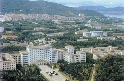 Huazhong University of Science and Technology, one of the &apos;Top 10 largest university campuses in China&apos; by China.org.cn.
