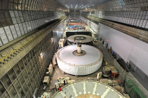 2nd turbine launched on Three Gorges Dam