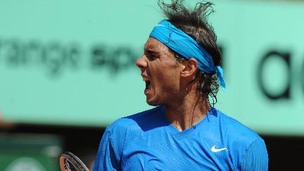 World No. 1 Nadal romps into final at French Open
