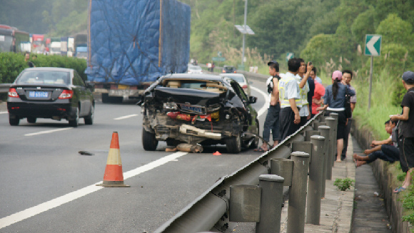 8 Dead, 22 Injured In South China Road Crash - China.org.cn