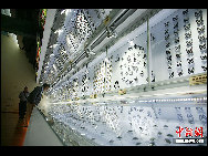 Located in Dujiangyan city, in Southwest China's Sichuan Province, the Insect Museum of West China has a collection of about 400,000 million insect samples, totaling the largest in Asia.The museum has over 20,000 insect samples on display, including about 1,700 species of Chinese butterflies and approximately 60,000 species of other insects collected from 40 countries around the world, of which over 40 are rare and unique.