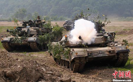 South Korean and U.S. forces conducted a joint drill on June 8, 2011, the first South Korea-led exercise as the allies prepare for the planned transfer of Seoul's wartime operational command.