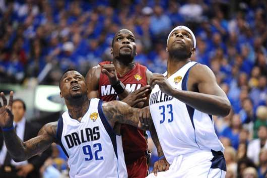 NBA Finals: Mavs top Heat 86-83, tied 2-2