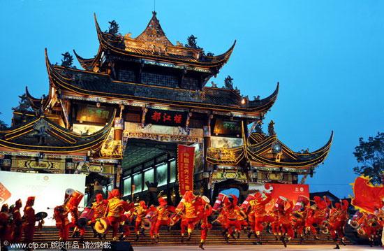 The ongoing International Festival of Intangible Cultural Heritage in Chengdu has gathered the cream of China's rich cultural legacy, including many from remote ethnic regions