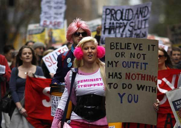 People march in a Slutwalk rally in Sydney June 13, 2011. [China Daily/Agencies]