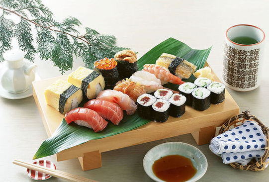 Japanese food, one of the 'Top 10 culinary honeymoon destinations' by China.org.cn.