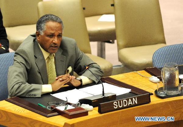 Sudanese ambassador to the United Nations Daffa-Alla Elhag Ali Osman speaks at a Security Council meeting on issues of Sudan at the UN headquarters in New York, the United States, June 20, 2011. Thabo Mbeki, former South African president, who chaired a meeting with leaders of the Southern Sudan Peoples Liberation Movement (SPLM) and the Sudanese government, on Monday announced that the two parties signed an agreement on Abyei. [Shen Hong/Xinhua]