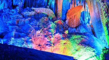 Amazing Reed Flute Cave 