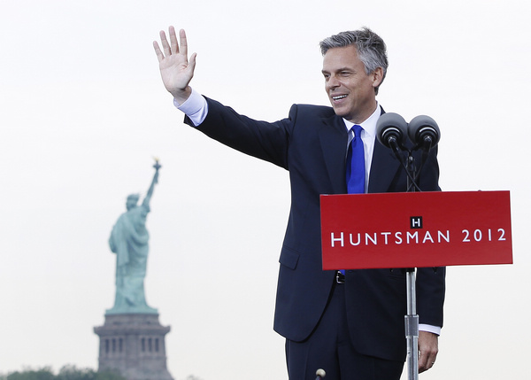 Former Utah governor Jon Huntsman announces his candidacy for the Republican US presidential 2012 campaign at Liberty State Park in Jersey City, New Jersey, on Tuesday. [Xinhua] 