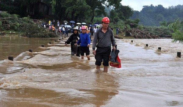 The flooding in Jiangxi province last week not only affected the livelihoods of farmers. It has also had a major impact on tourism, a vital source of income for the region. 