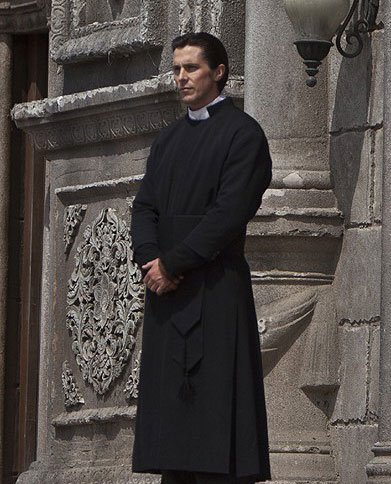 Actor Christian Bale plays an American priest in the Chinese film 'Nanjing Heroes'. 