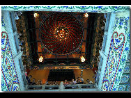 Located in the northwest of the city of Nanchang, Jiangxi Province and on the east bank of the Gan River, Tengwang Pavilion (The Pavilion of Prince Teng) is one of the Four Great Towers of China. It has been destroyed and rebuilt many times over its history. The present building was rebuilt in 1989 on the original site. It is 57.5 meters tall and has nine floors. The building has a total floor area of 13,000 square meters. [白色恶魔/bbs.fengniao]