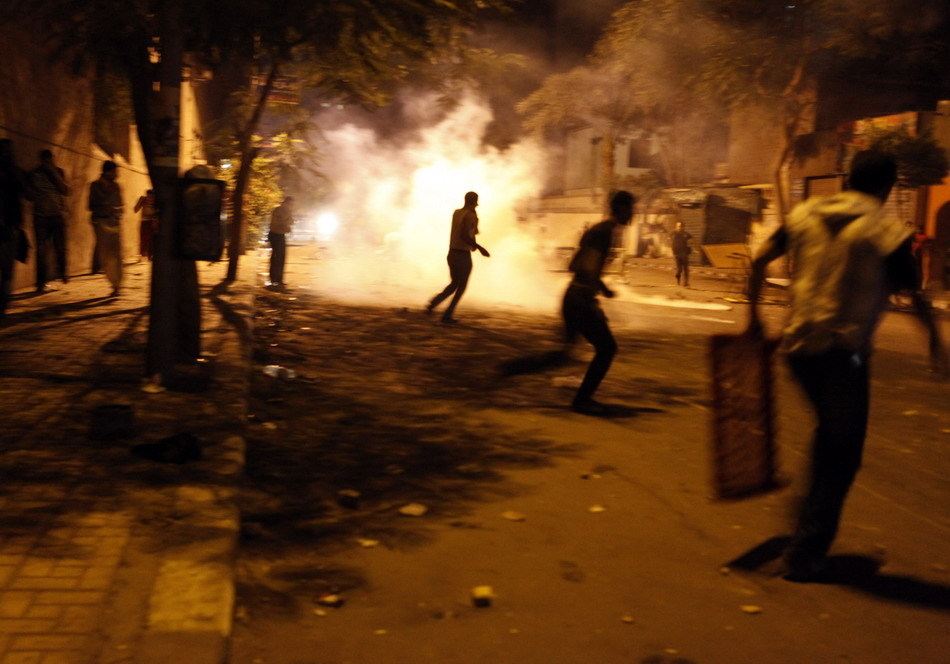600 injured in Cairo clashes between police, protesters - China.org.cn