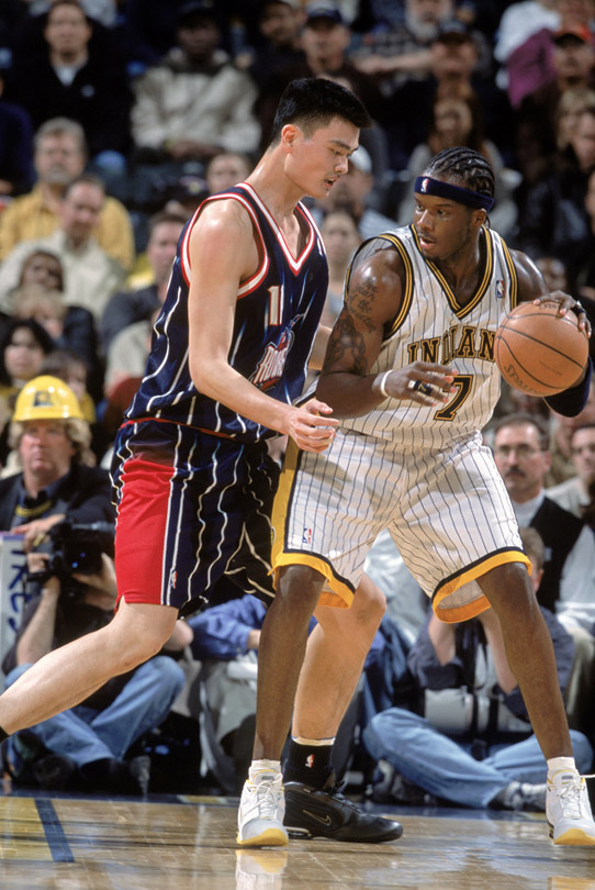 Yao played his first NBA game against the Indiana Pacers, scoring no points and grabbing two rebounds. [Source: Sina.com]