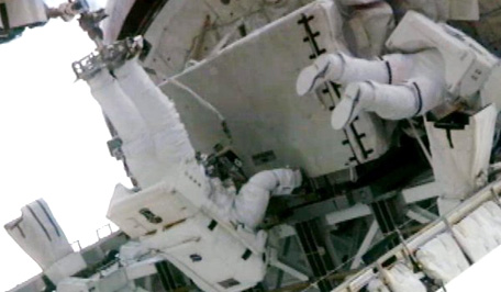 Astronauts make last spacewalk of NASA's space shuttle era