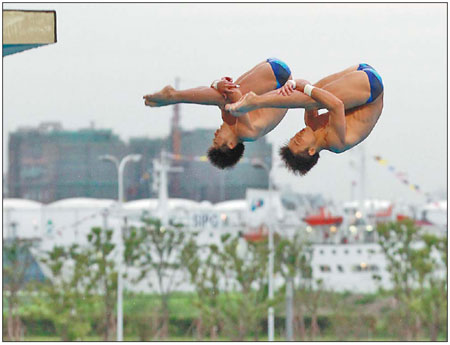 Synchro champion Qiu looks to individual title