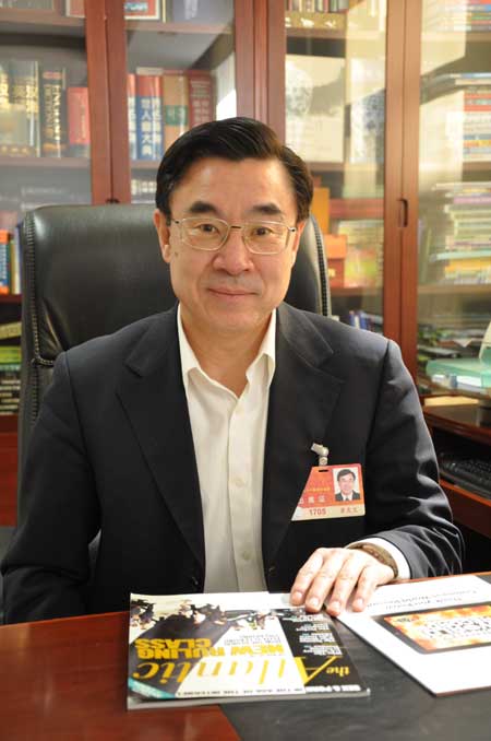 Huang Youyi, vice president of China International Publishing Group