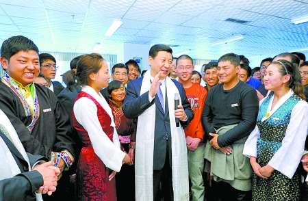 Chinese vice president visits Tibet University