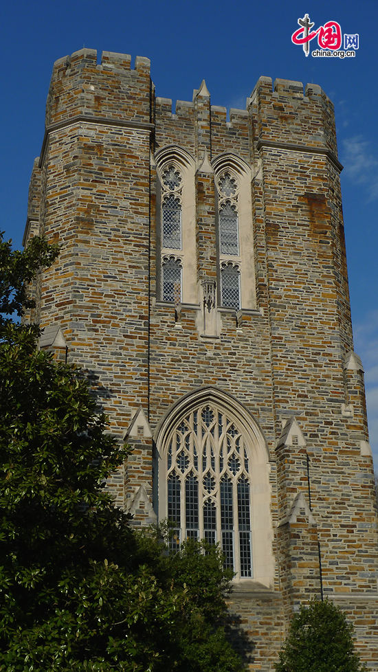 A view of Duke University Chapel, an example of neo-Gothic architecture in English style. Duke University is a private research university located in Durham, North Carolina, United States. [Photo by Xu Lin / China.org.cn]