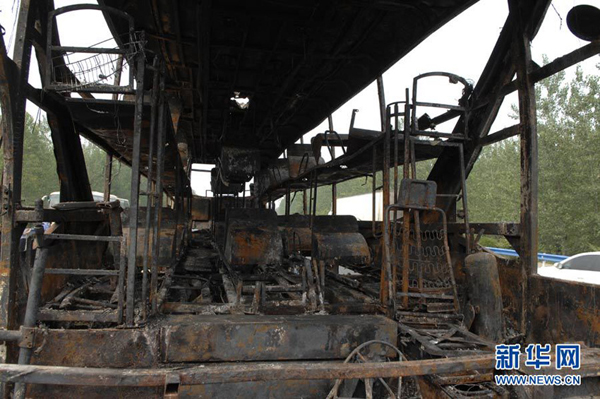 Forty-one people were killed and six were injured in a bus fire July 22, 2011 in Xinyang City, central China's Henan Province. The dead bodies were carbonized and could only be identified through DNA tests. The fire on the bus with 35 sleeper berths started at 4 a.m on a section of the Beijing-Zhuhai Highway in Xinyang. The injured were being treated in a local hospital. 