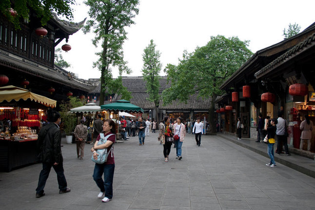 Jinli Street during the day 