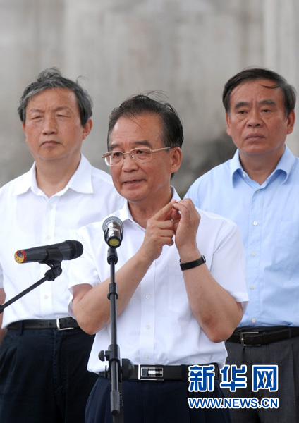Premier Wen Jiabao made the remarks on July 28 while speaking to press at the site of the deadly train crash near Wenzhou of eastern Zhejiang Province.