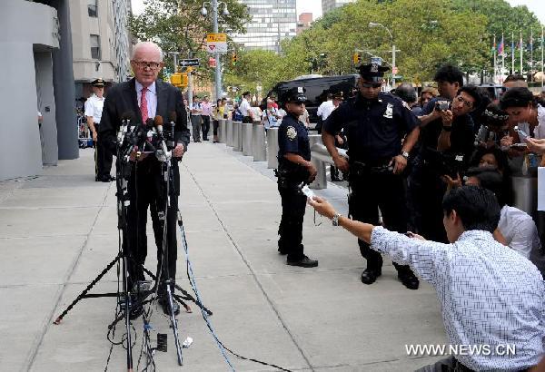 U.S. envoy for DPRK policy Stephen Bosworth speaks to the media outside the US Mission to the United Nations in New York, July 29, 2011. [Shen Hong/Xinhua] 