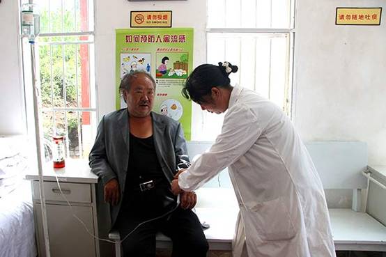 Village clinics serve farmers in SW China