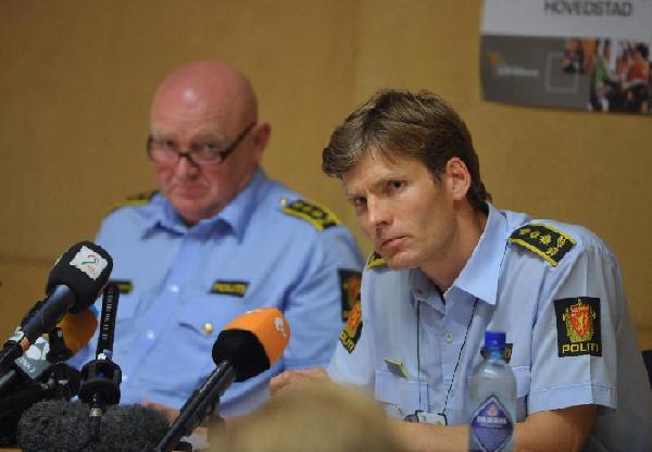 Norwegian police interrogate Breivik again