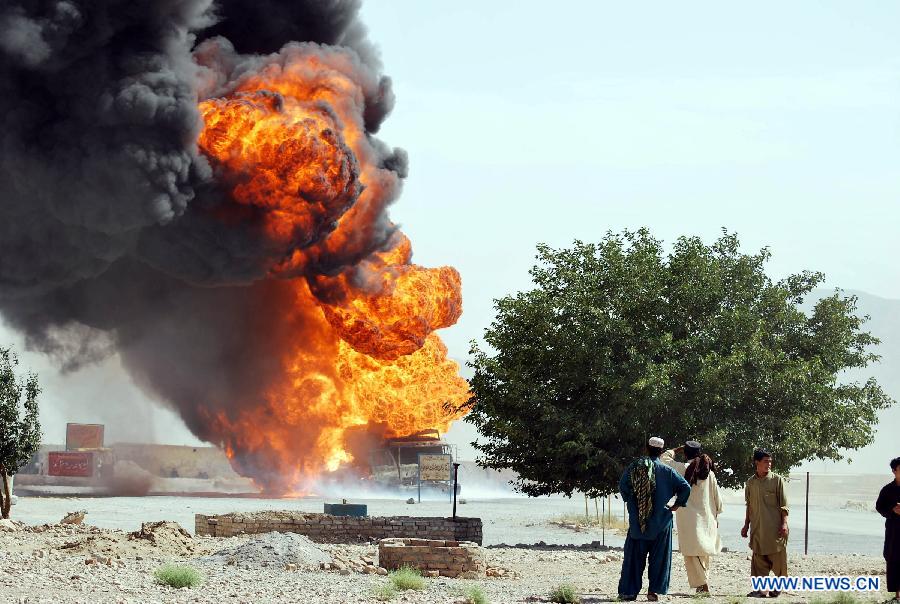 PAKISTAN-MASTUNG-NATO-OIL TANKERS-ATTACKED