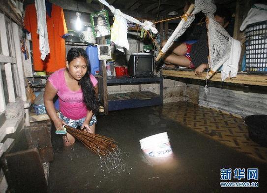 Civil affairs agencies in areas along China's eastern coast have been alerted to prepare for typhoon Muifa as it approaches the mainland.