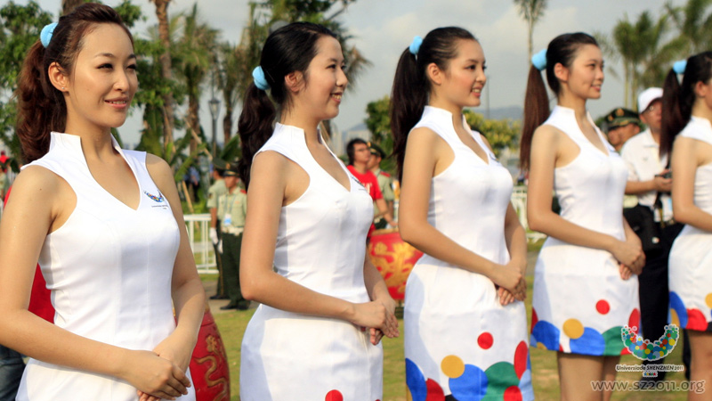 There are many beautiful etiquette volunteers during Torch Relay of the 26th Universiade, Shenzhen, China,August 7,2011. 