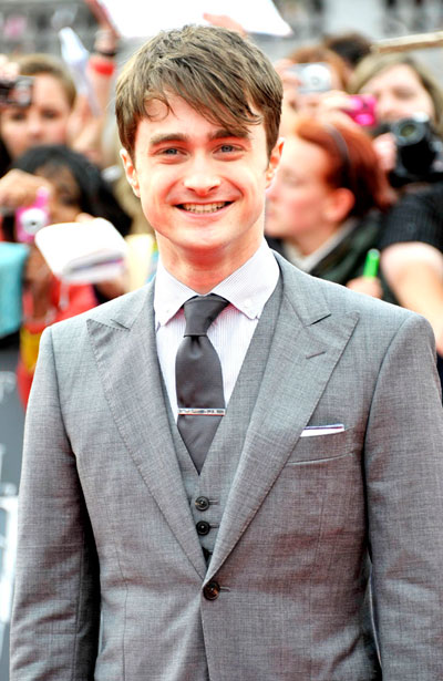 Choice+movie+liplock+emma+watson+and+daniel+radcliffe+harry+potter+and+the+deathly+hallows+part+1