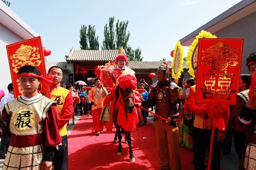 Western Xia wedding debuts in Yinchuan