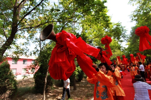 Western Xia wedding debuts in Yinchuan