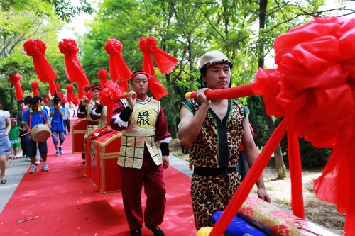 Western Xia wedding debuts in Yinchuan