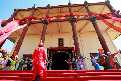 Western Xia wedding debuts in Yinchuan