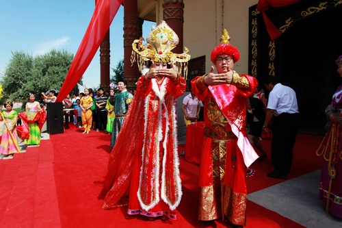 Western Xia wedding debuts in Yinchuan