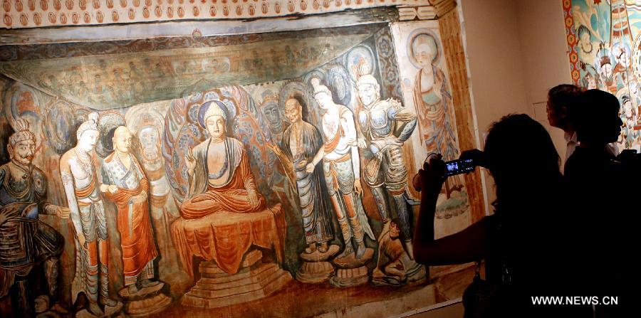 CHINA-SHANGHAI-DUNHUANG-ART-EXHIBITION (CN)