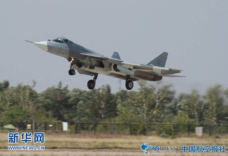 The new twin-engine T-50 fighter flies Sunday near Moscow. MAKS 2011, an international air show, will be held in the small science town of Zhukovskiy, 25 miles southeast of Moscow from Aug. 16-21, 2011.[Xinhuanet]