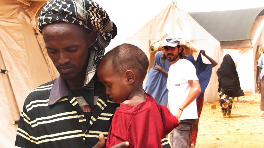 Aden Abdi, from Wajid, walked for ten days with his wife and four children. 'All our goats died and we got nothing from our crops. My youngest child is malnourished and my wife is sick with respiratory problems.' Abdi is one of the few refugees who wants to go back to Somali, 'if the rains return'. [Sisay Zerihun/MSF]