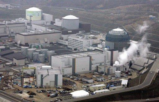 Hokkaido Electric power Co. restarted commercial operations at the Tomari plant reactor number 3, soon after receiving official approval.