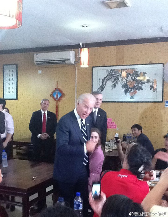 Biden's diplomacy reaches Beijing restaurant